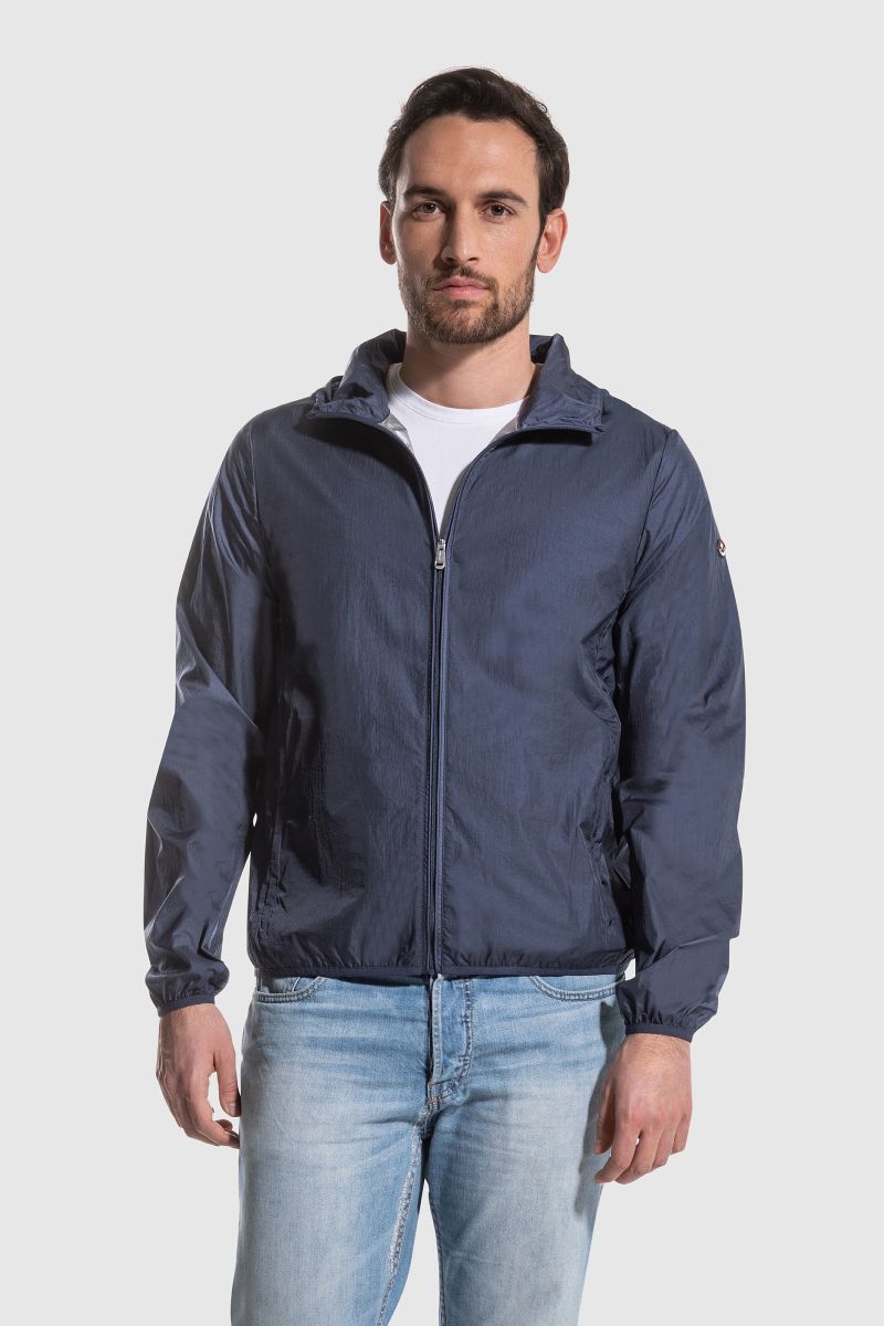 cab01149_9919_0305_lightrain_indossato-uomo_1